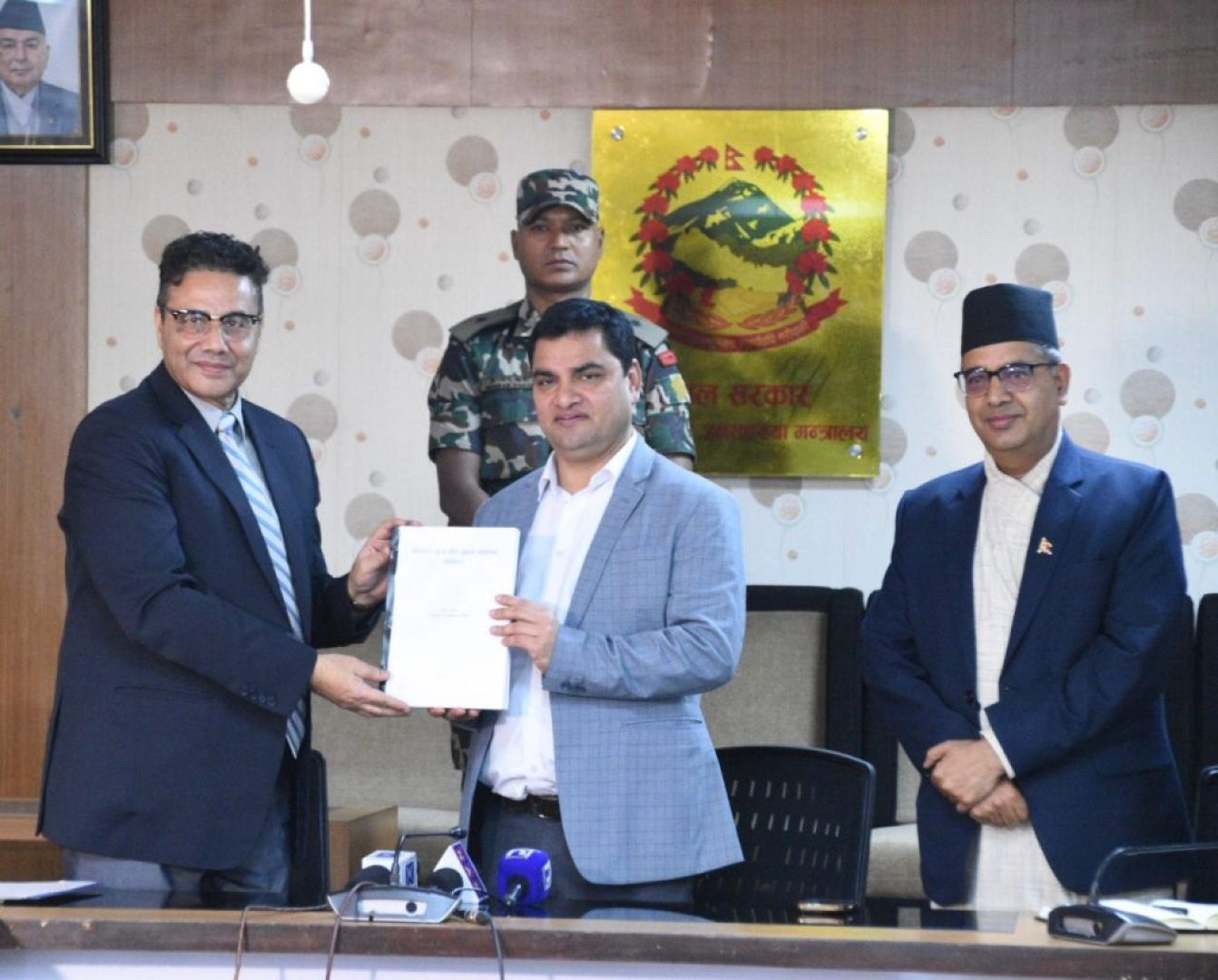 Medicinal price policy review committee report received by health and population minister Pradip Paudel pic Medicinal price policy review committee report received by health and population minister Pradip Paudel pic