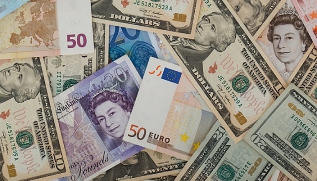 US-Dollar-EURO-uk-pound-and-Swiss-franc