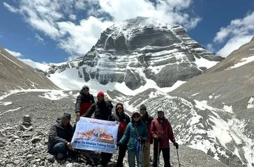 Mount-Kailash-Tour-_94jdDTNNOw