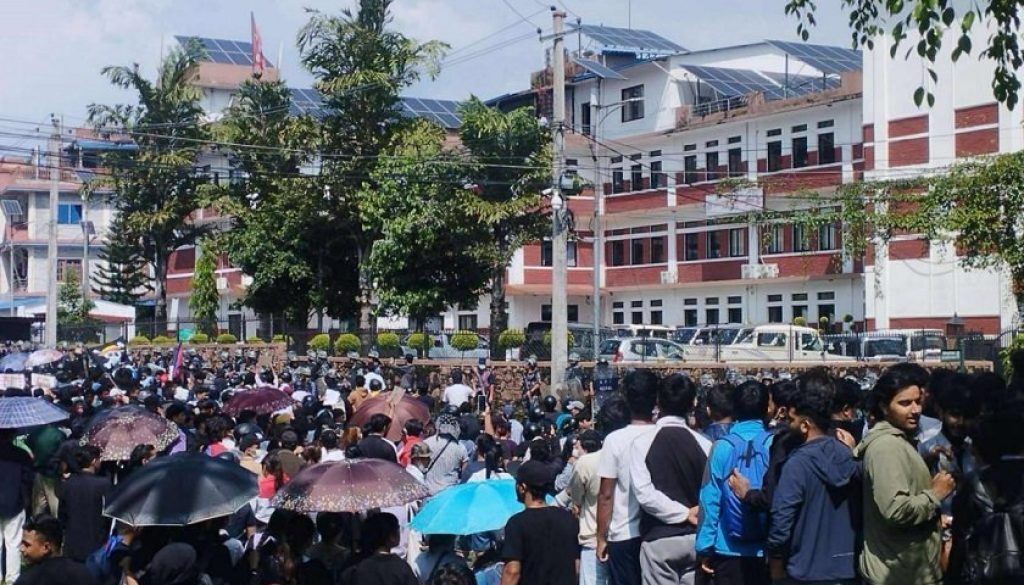 pokhara-p_p9dgzxLgFY pokhara-p_p9dgzxLgFY