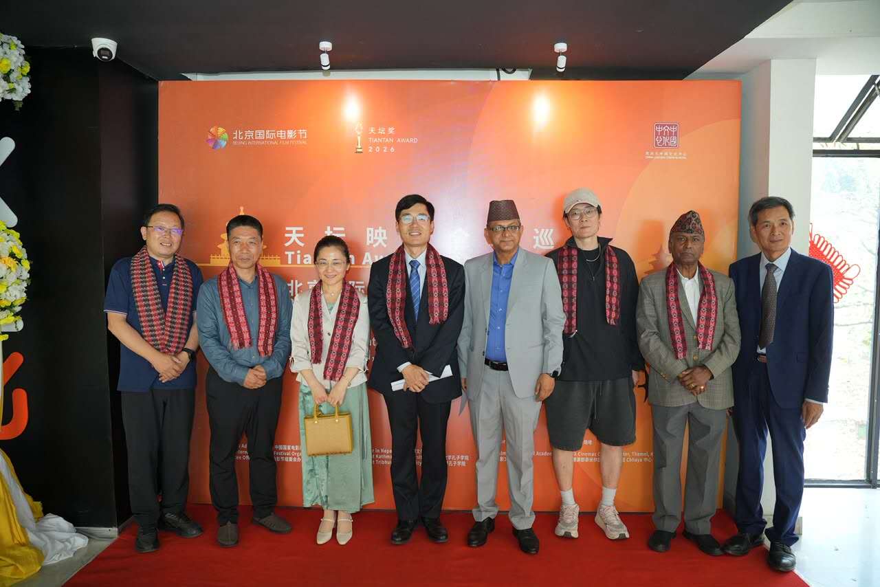 group photo of the guests