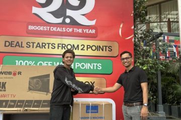 Prize handover2