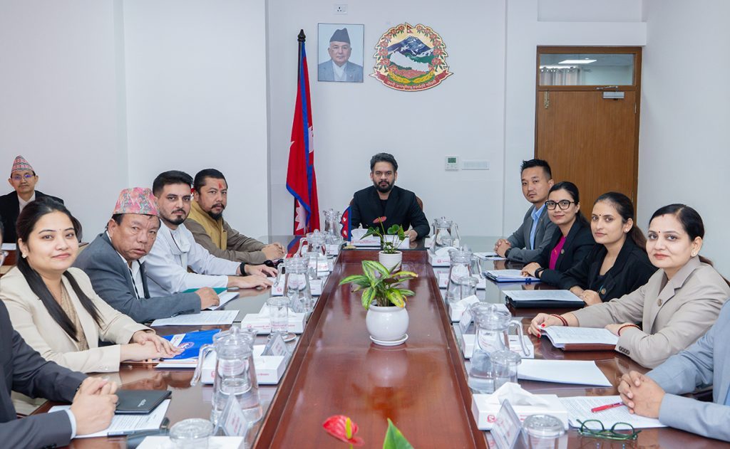 Cabinet-Meeting-Asoj-13-1024x631